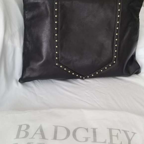 Badgley Mischka Leather bag 2 styles 1 bag - Picture 5 of 8